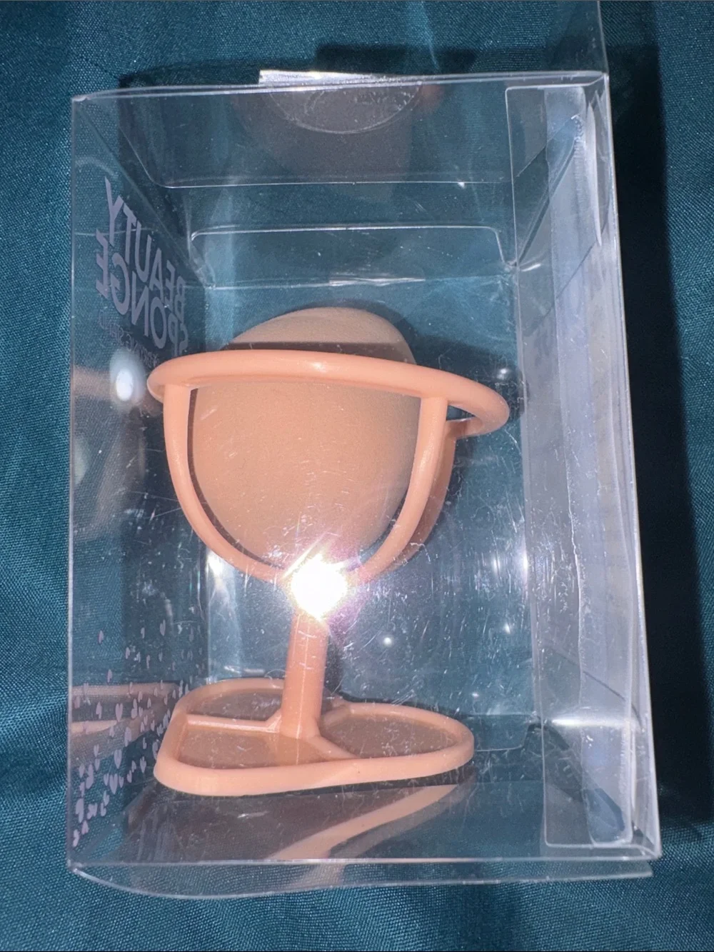 Beauty Sponge with Heart Drying Stand - Peach